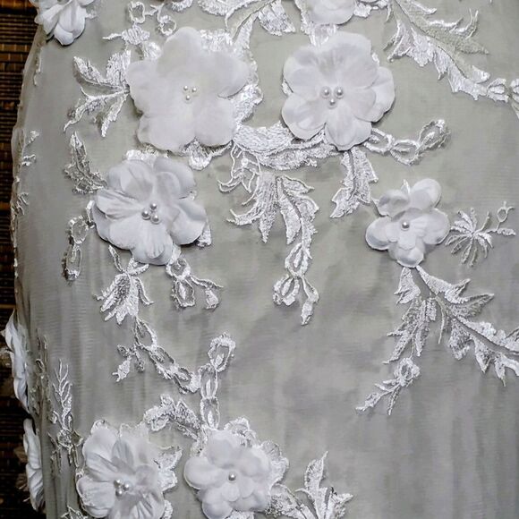 Stunning High Low Tulle With Flower Applique Overlay Gray Mermaid Fit Wedding Dr - Picture 13 of 15